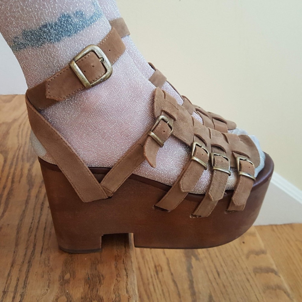 Jeffrey Campbell Platform / Flatform Wood Sandals